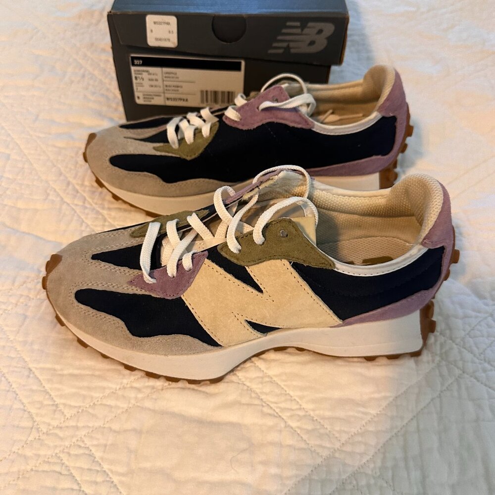 New Balance Sneaker